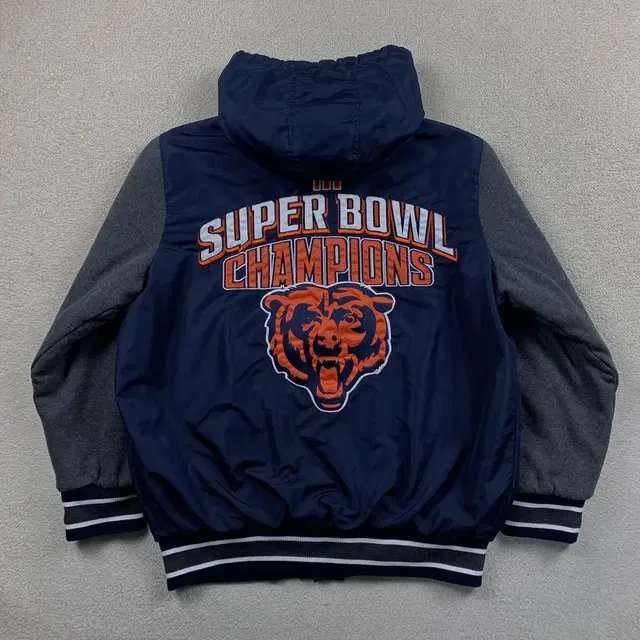 G3 Apparel NFL 슈퍼볼챔피언스 시카고베어스 빅로고 점퍼