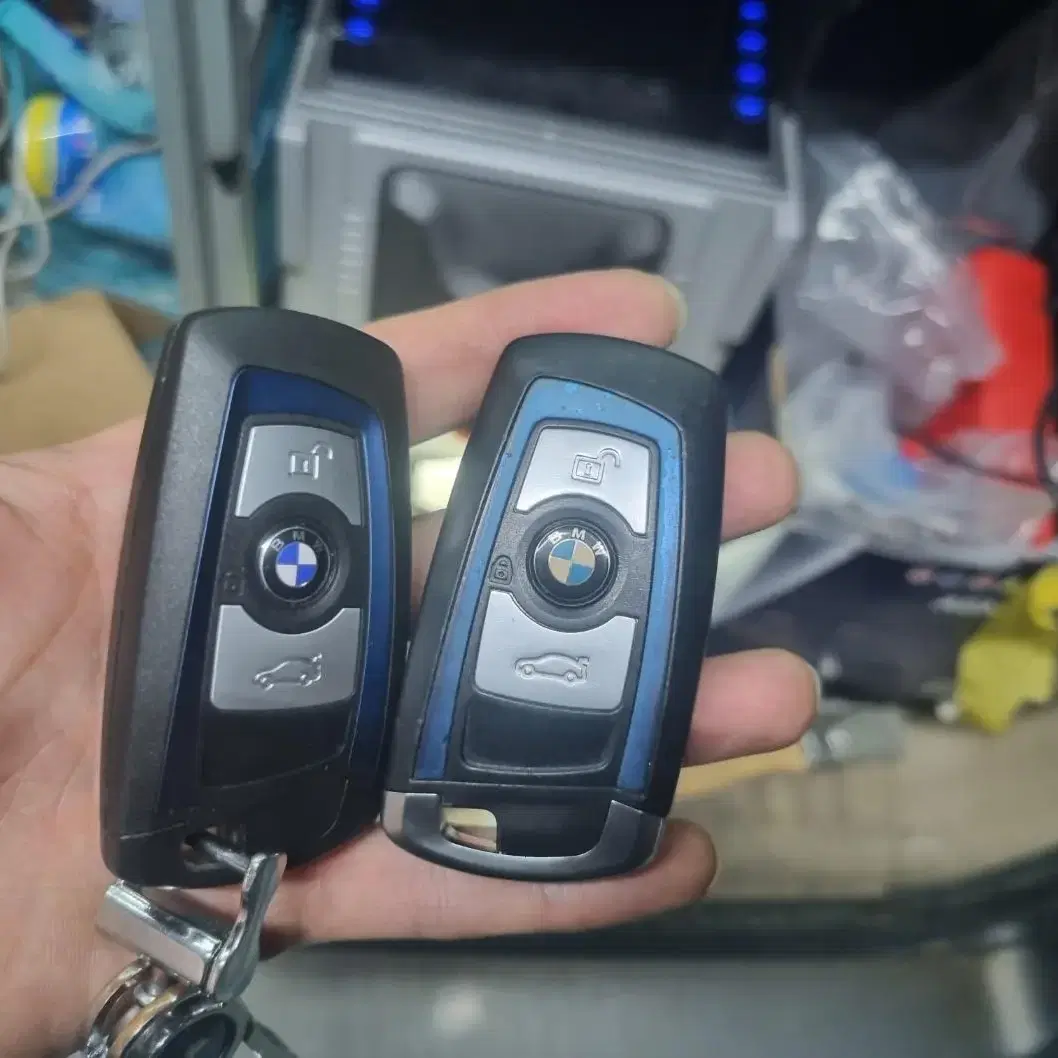 BMW 자동차키 셀프 개조 시도로 먹통 파손 침수된 차키 수리 가능합니다