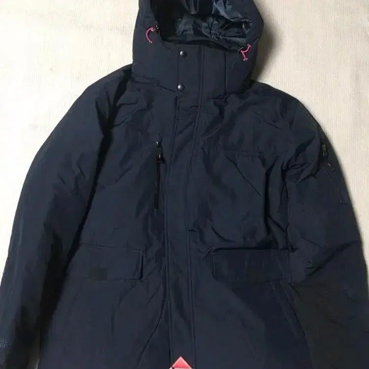 Gore windstopper 패딩