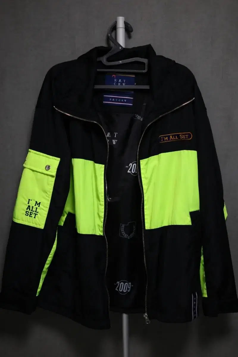 로맨틱크라운 Drawfit Racing Jacket_Black