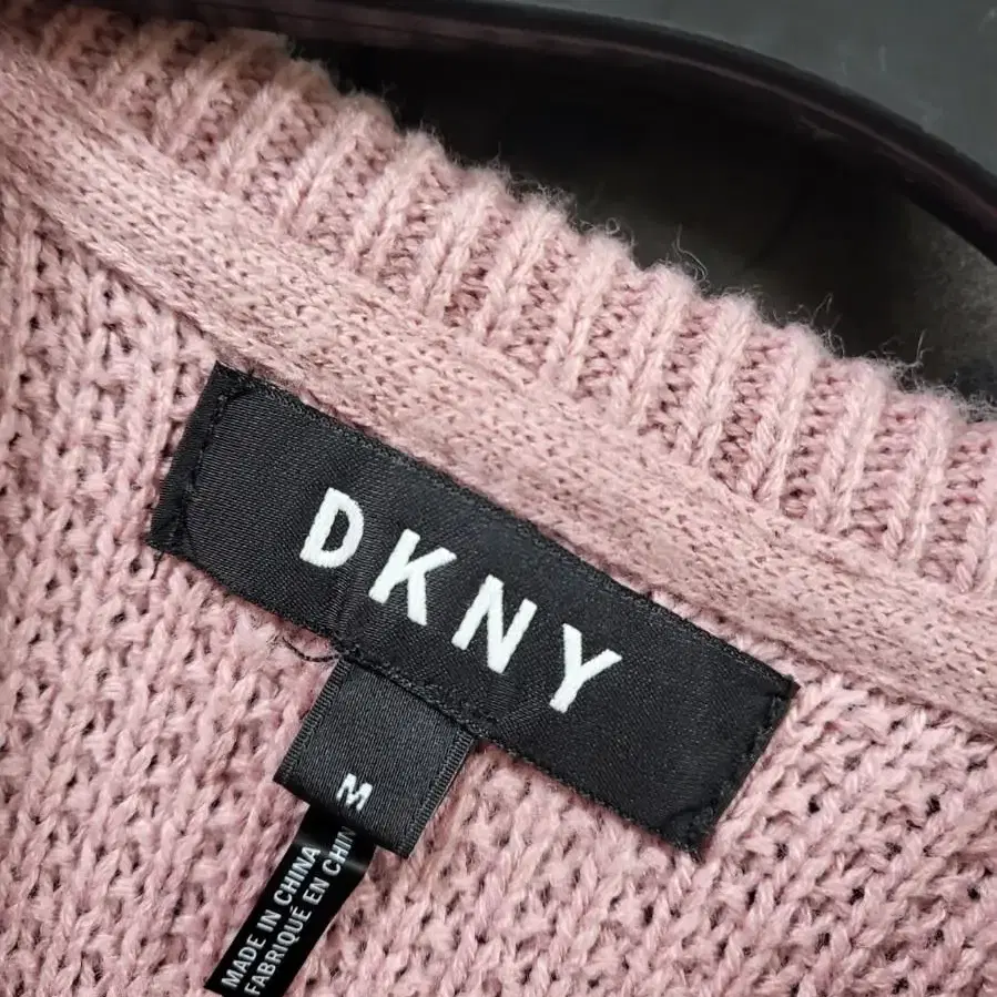 DKNY 디케이앤와이 니트 44 4710