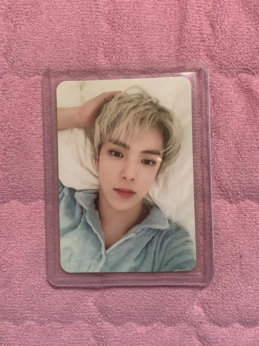 Monsta x minhyuk fan con HomeParty photocard WTS