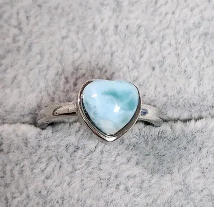 Patterned dark natural gemstone heart Larimar ring vahn zu zu han