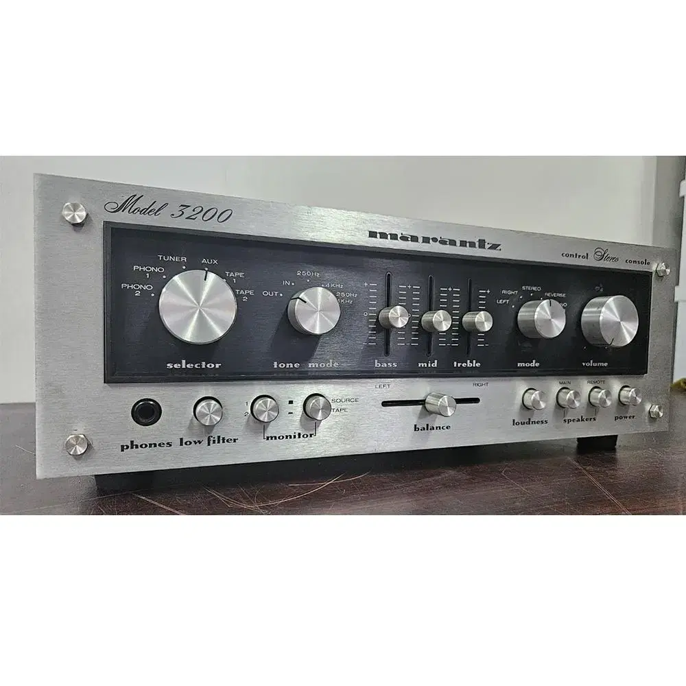 마란츠 Marantz 3200 프리앰프