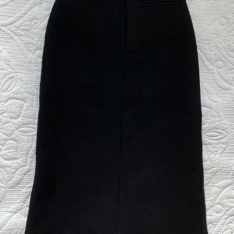 낫띵리튼 Linda pencil skirt