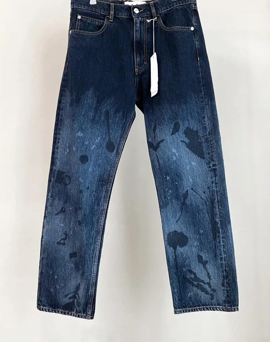 [31] Marni Lucky Charms Faded Denim