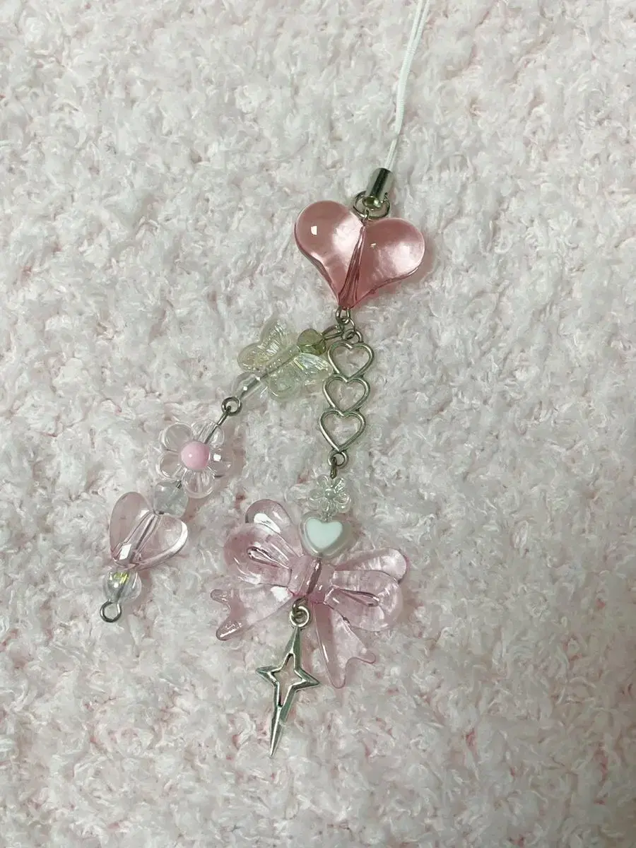 Heart-shaped two-row beaded keyring