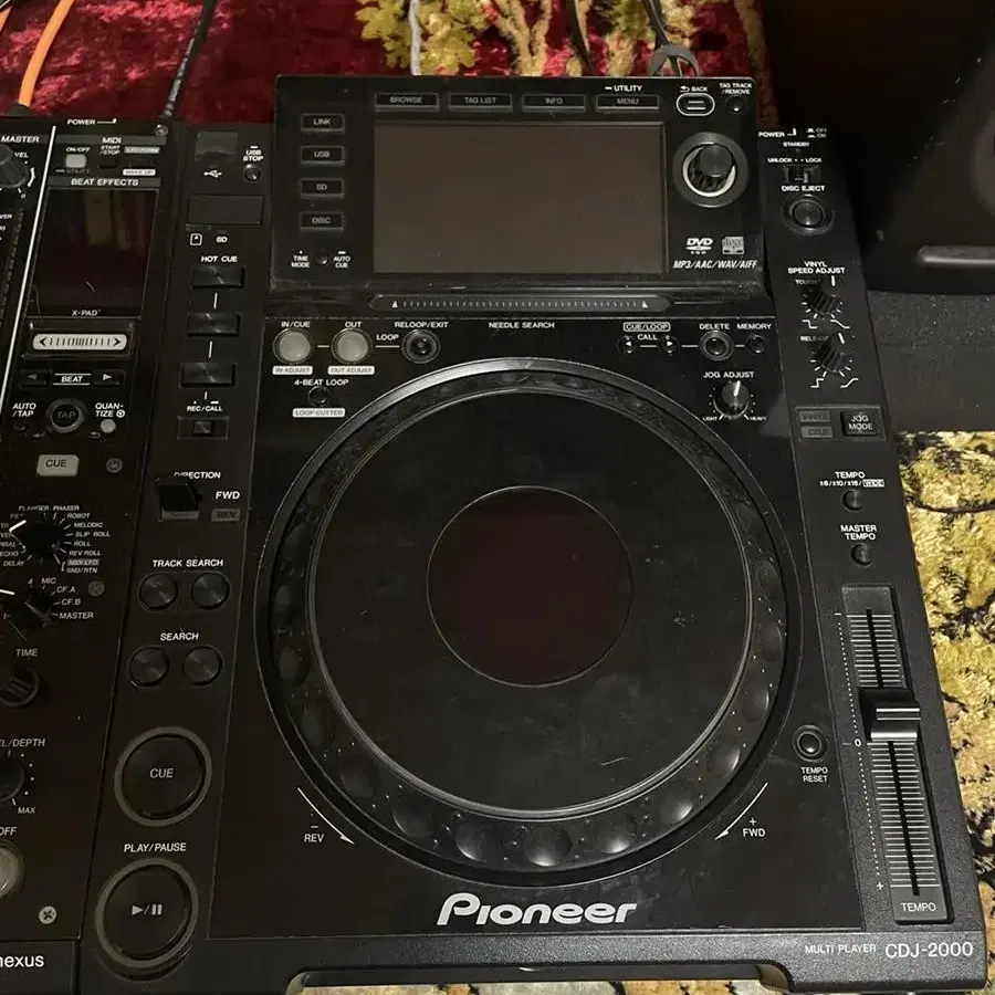 CDJ2000, DJM 900nexus, Presonus Eris E5