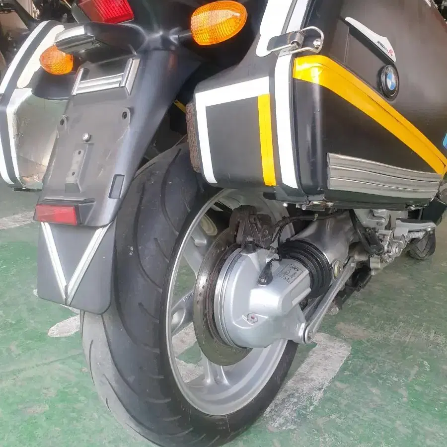 오토바이 (BMW.k1200Rs)