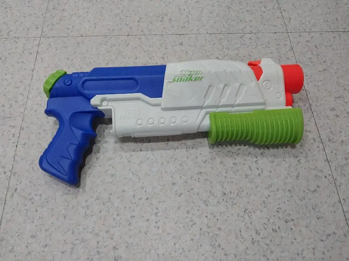 Nerf Supersoaker Scatterblast