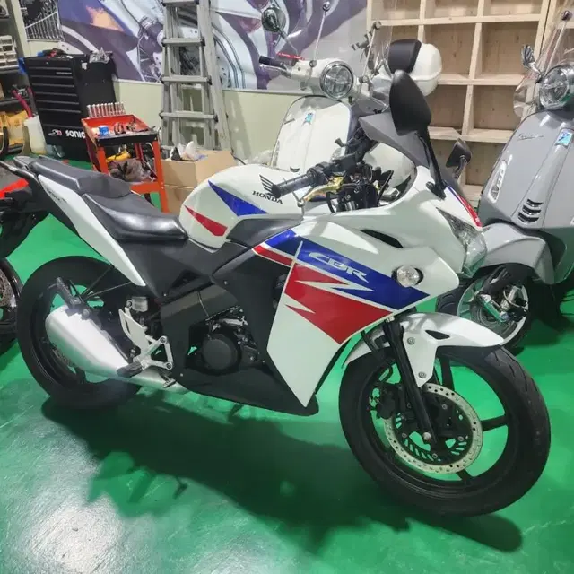 혼다 cbr125 15년형 2만 건담