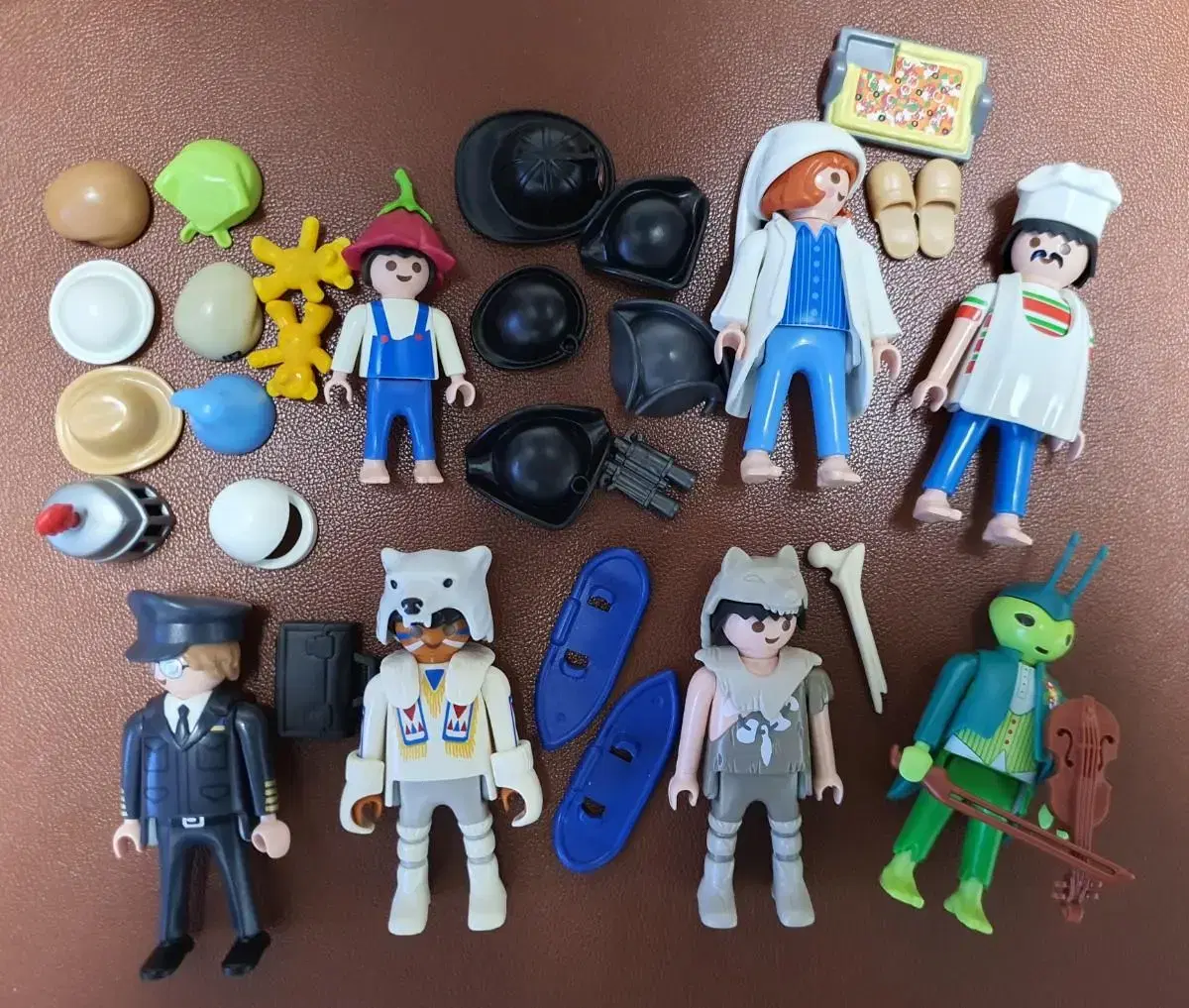 Playmobil Beanie Babies, Millet, Pizza Man, Wolf Boy, etc.