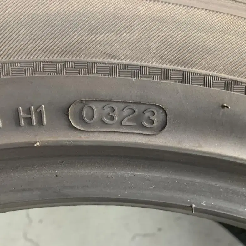 245/45R18 중고 T