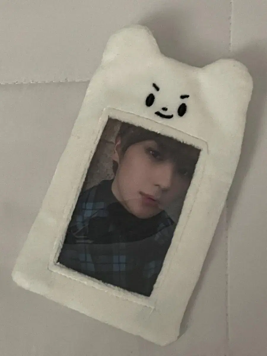 Hyunjae Atta photocard holder + NoAir photocard in bulk