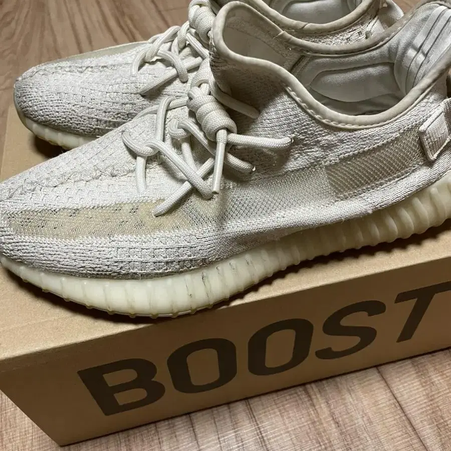 아디다스 이지부스트 350 v2 bone