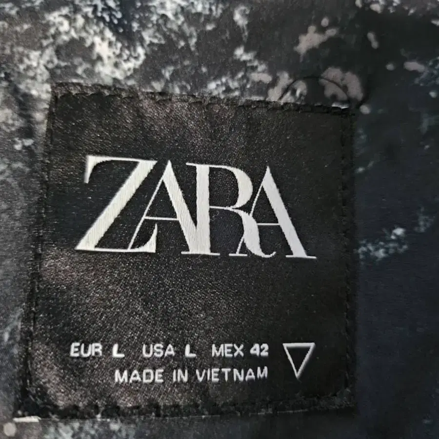 자라 zara 덕다운 숏패딩 오리털 방수 패딩 L