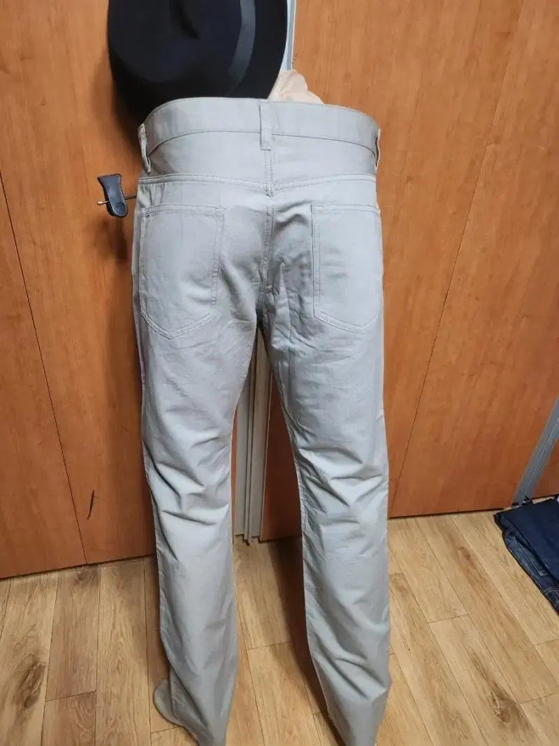 THEORYTieredMen's Trousers34