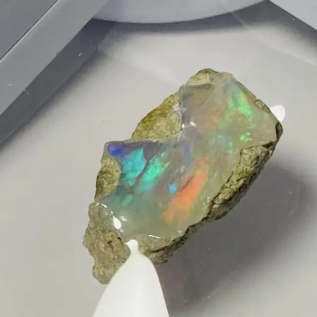 AAA 천연 에디오피아 웰로 오팔 25mm 14.88ct