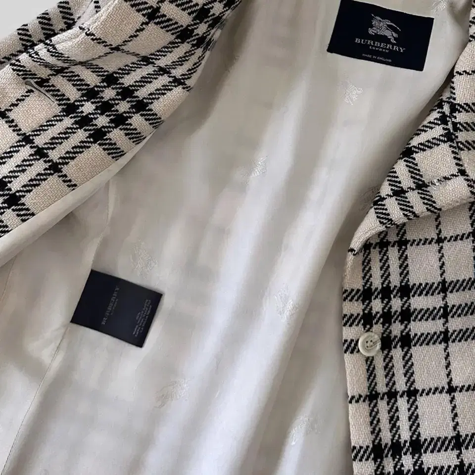 < (BURBERRY)ivory nova checker single lo