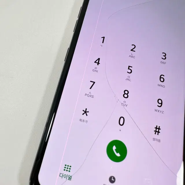 LG V50 ThinQ 블랙색상 128기가 판매합니다.