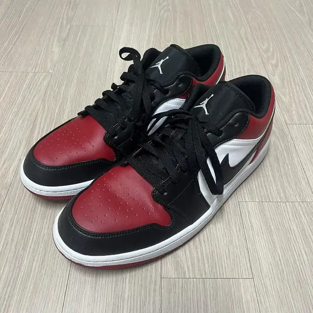 (US12/KR300) 조던1 로우 브레드 토 Bred Toe