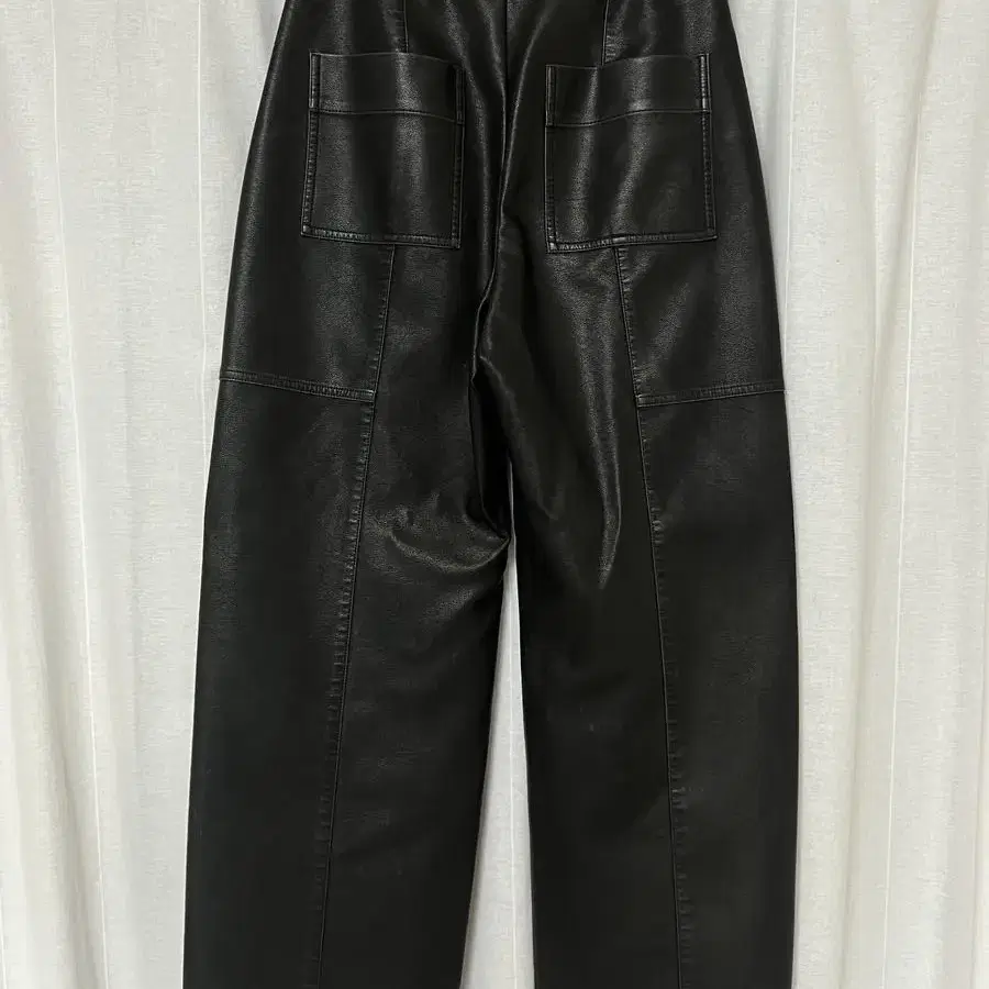 Rrace Faux Leather Pants 레이스 가죽 바지