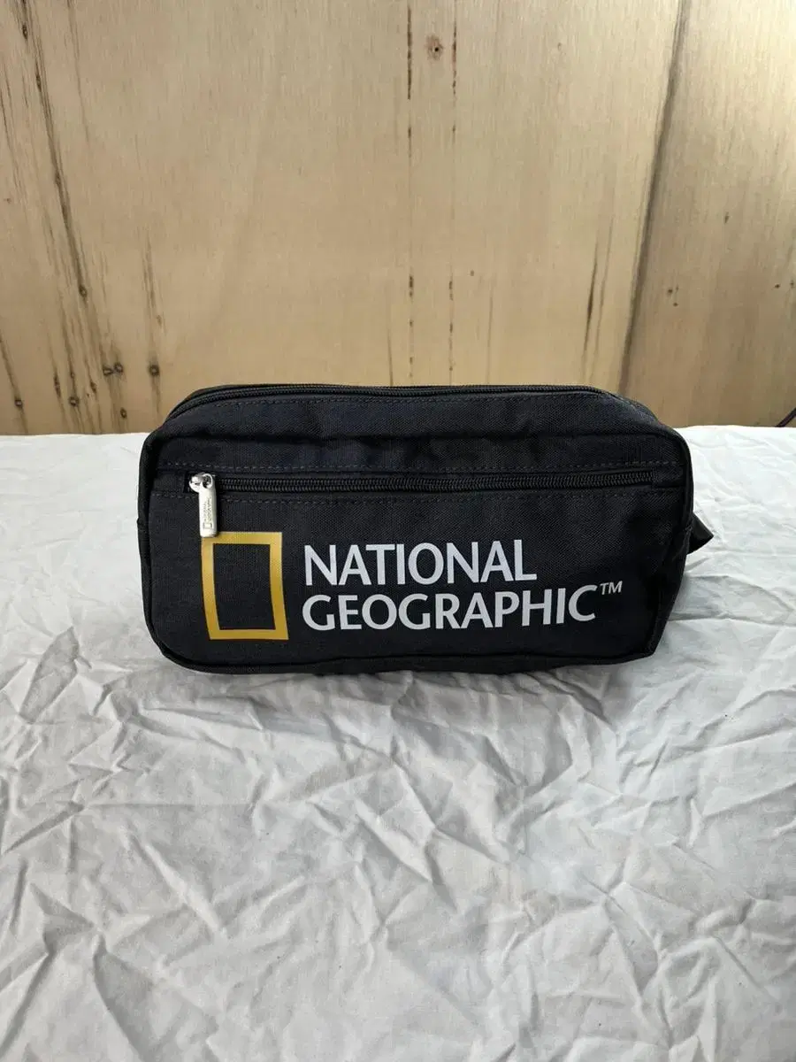 National Geographic Basic Hip Color