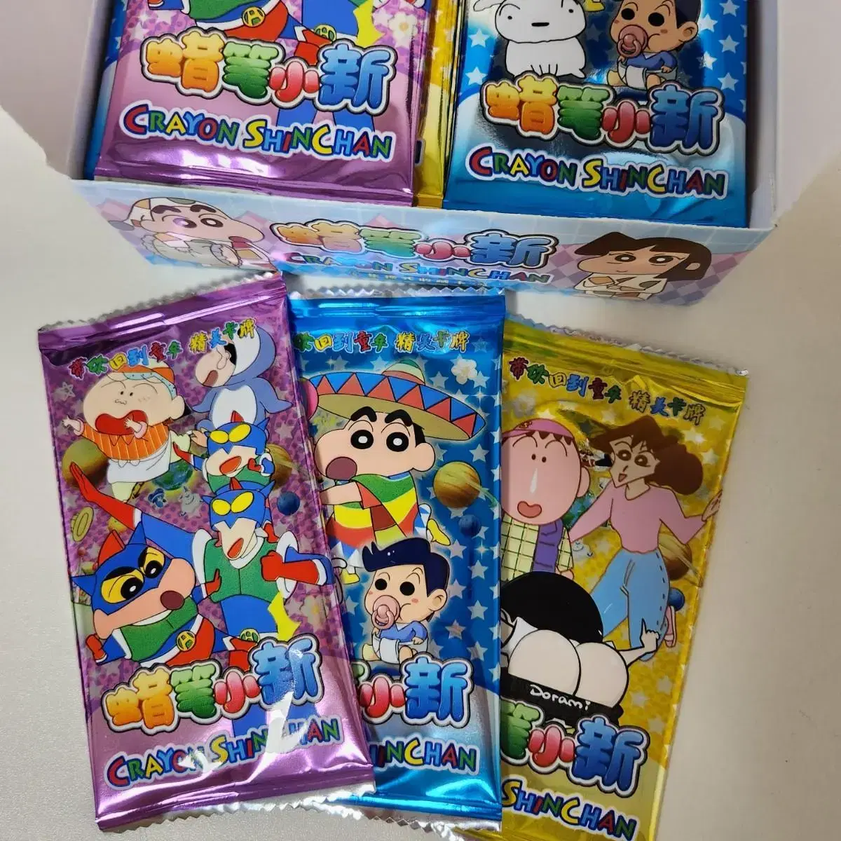 Changu photocard Crayon Shin-chan Random Kards Pack Hologram