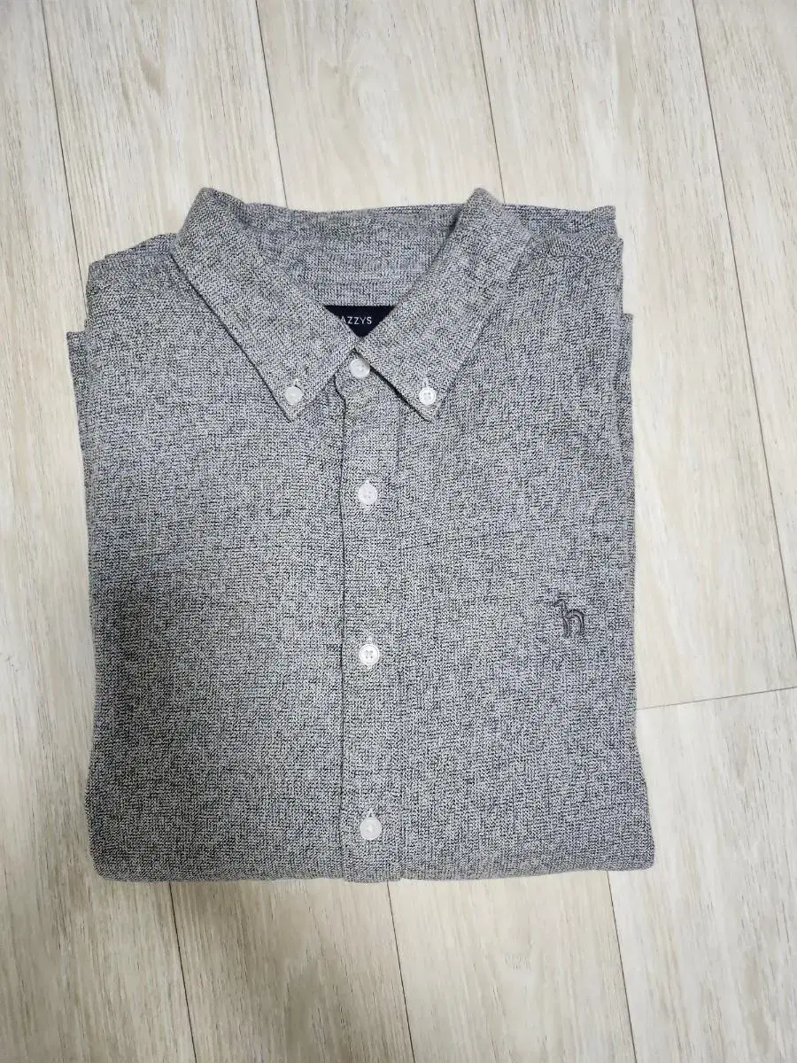 Hedges Greyshirt 110