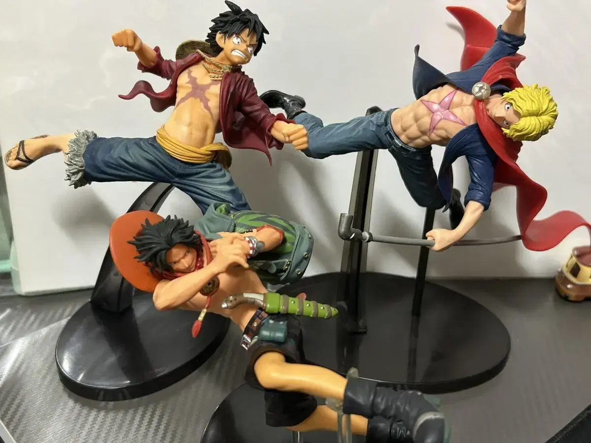 ONEPIECE Luffy, Ace, Sabo Figures Set to sell