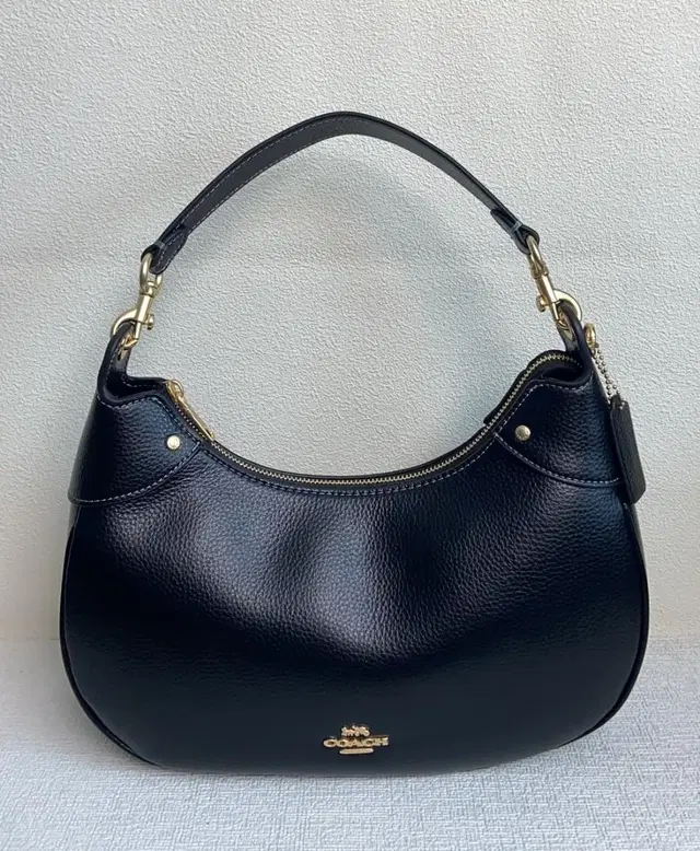 코치 마라 호보 CI790 Mara Hobo