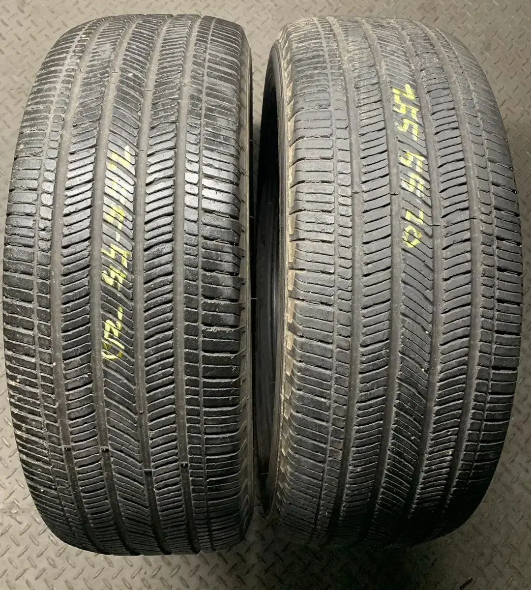 255/55R20 중고T