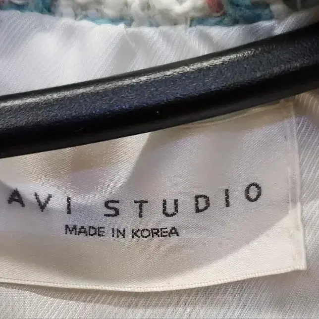 Ravi studio트위드자켓