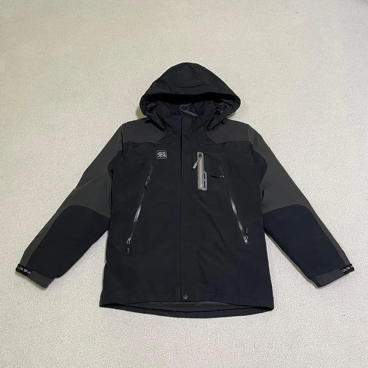 M KOLON Gore-Tex Padded Windbreaker N.1250