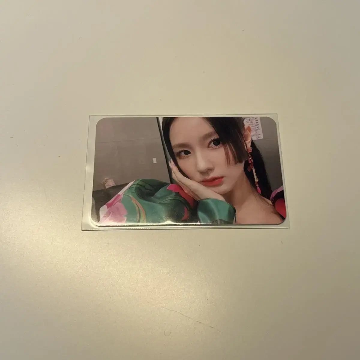 Gidles miyeon photocard Tue unreleased photocard apple music