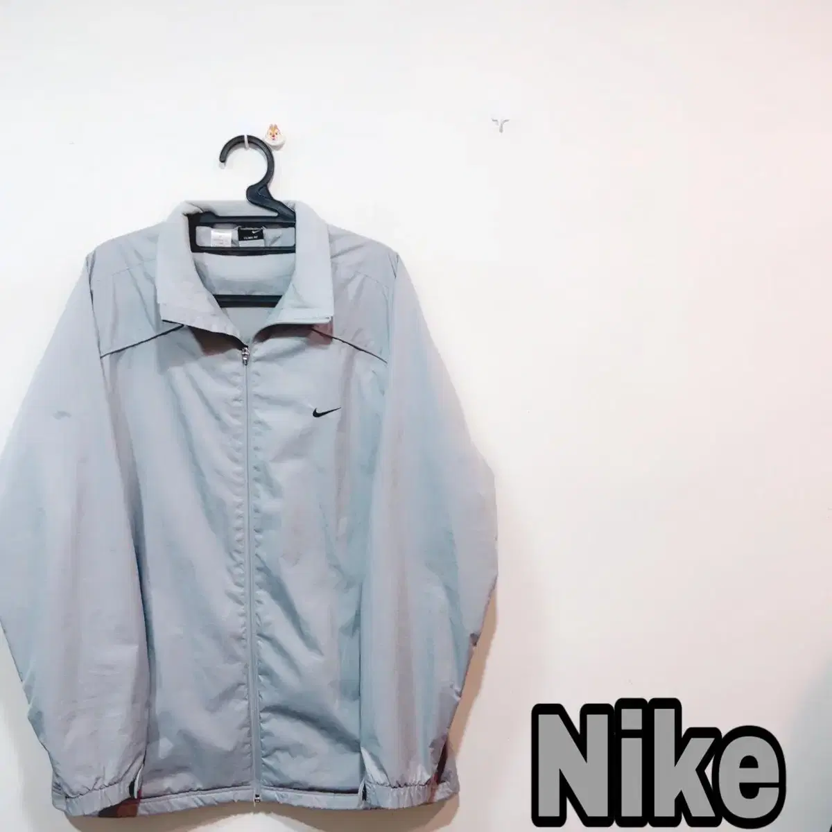 Nike Silver Old School gaeul Shared Windbreaker