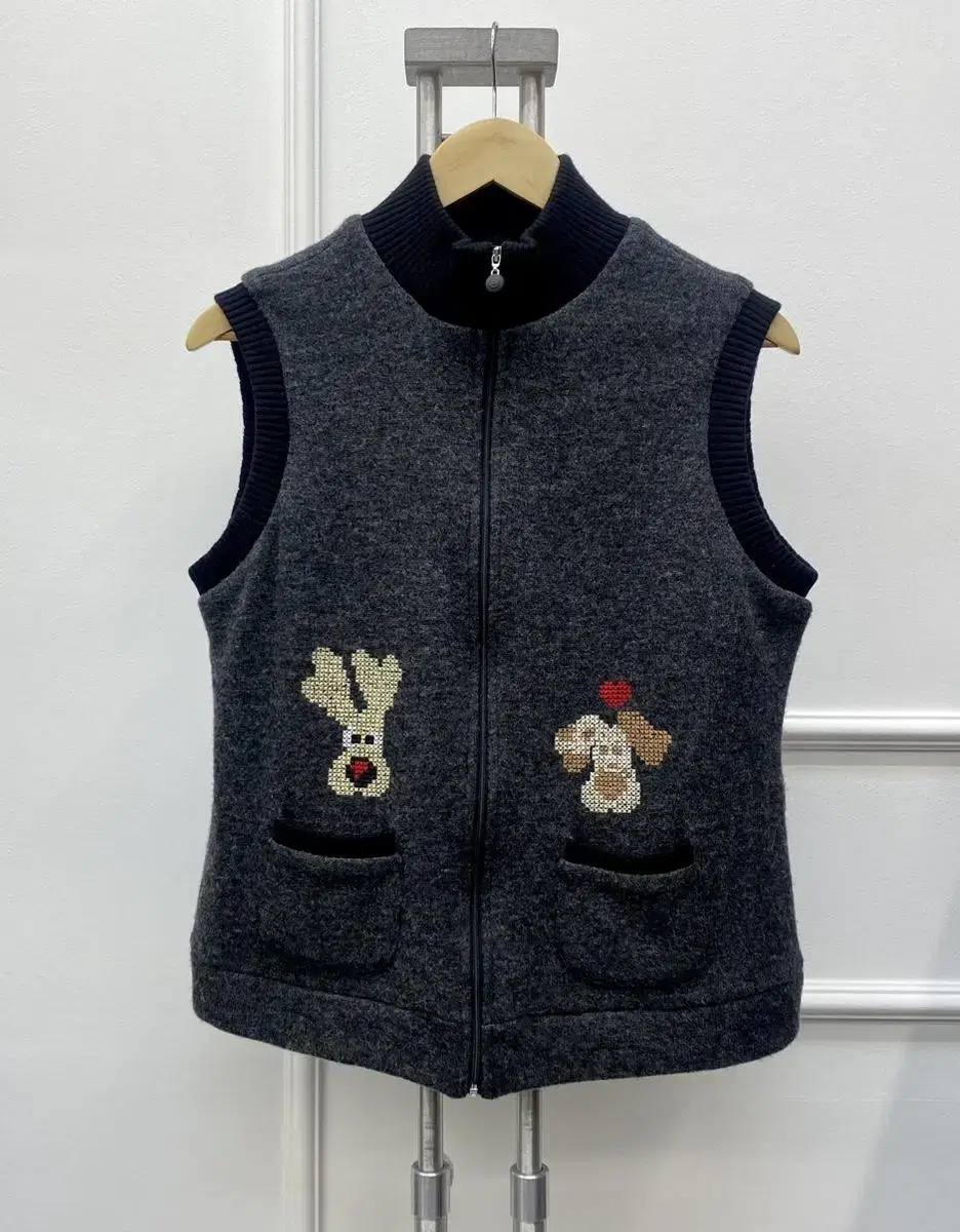 MU Zip-up Wool Vest (Genuine)