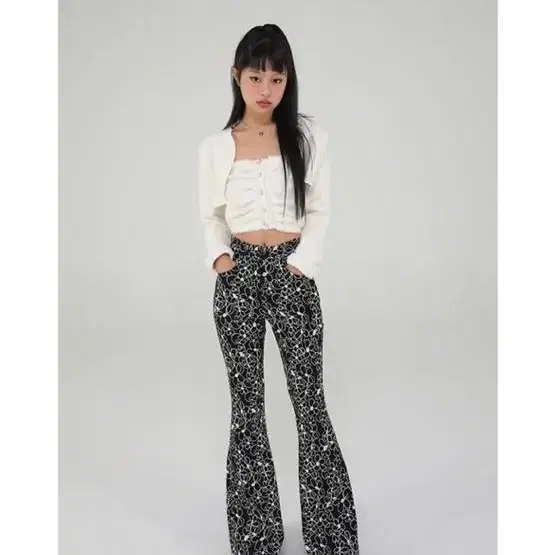 Flower pants black 어글리쉐도우