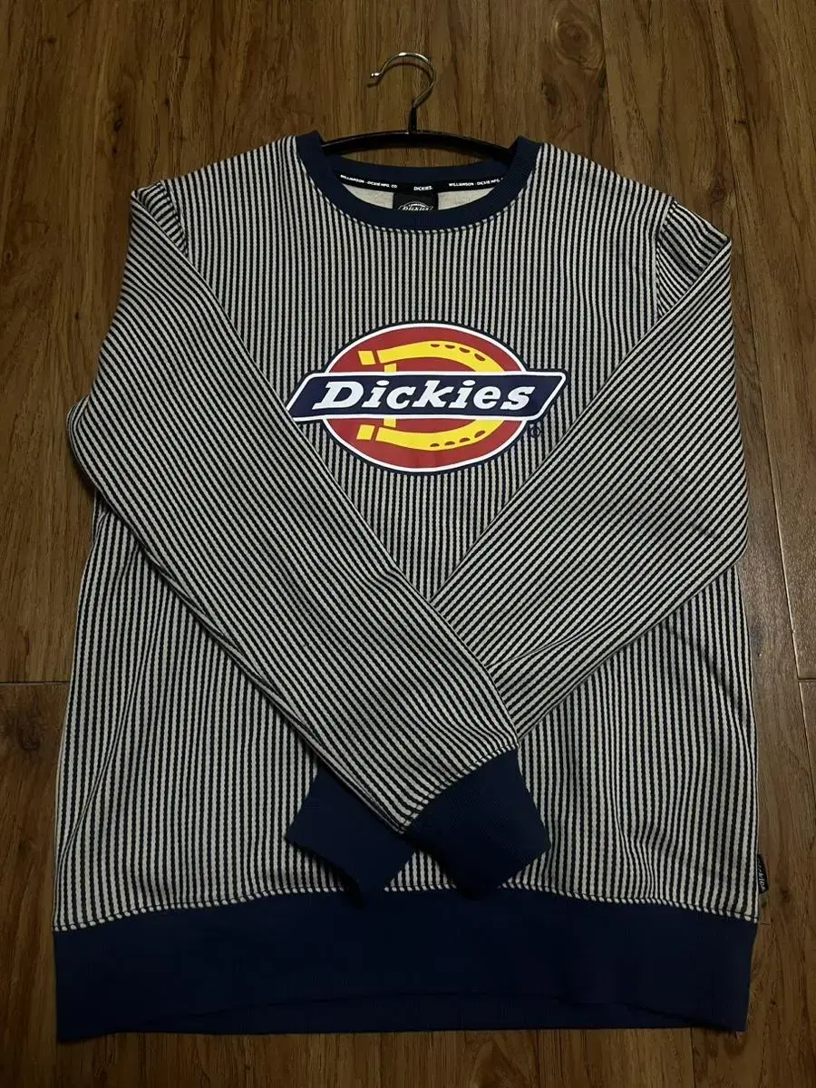 디키즈 dickies 맨투맨 크루넥