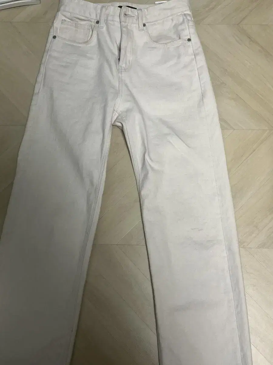 Plain Straight Fit Cream Jeans 28