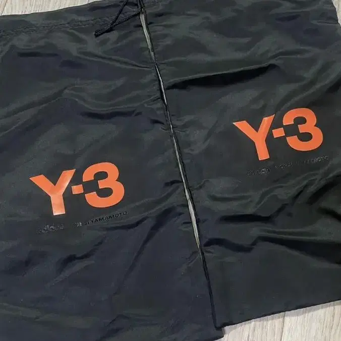 Y-3 요지 스타 블랙 화이트 230