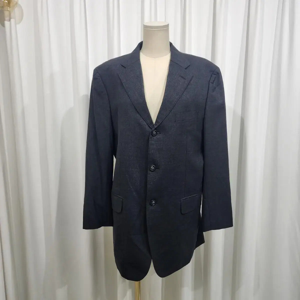 BURBERRY Three-button blazer