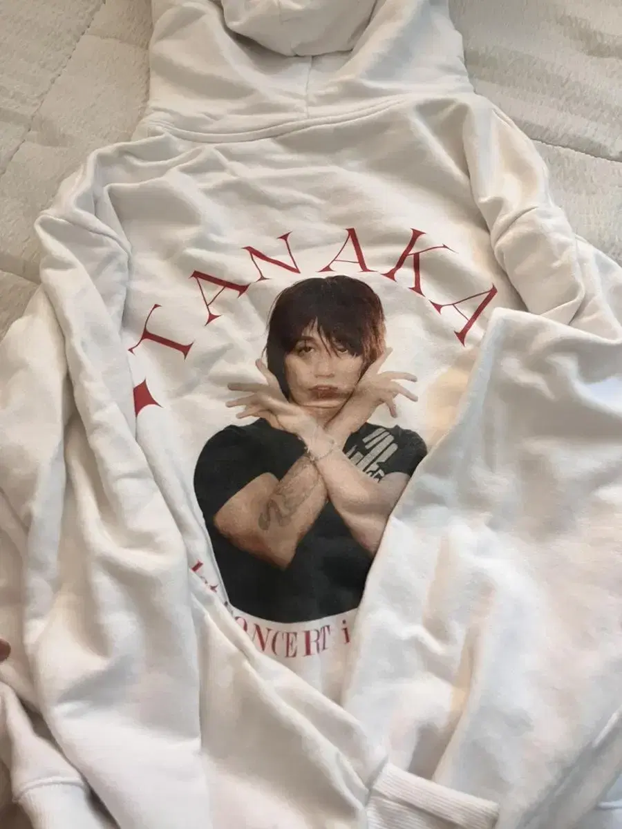 Tanaka flowering hoodie cost less than sell will do / ㅅㅊ wts sharing