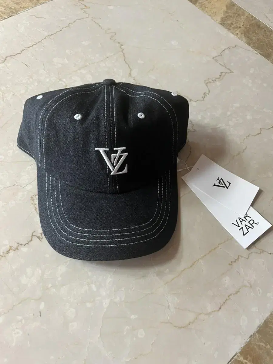 Bajal 3D Monogram Stitched Overfit Ballcap Black