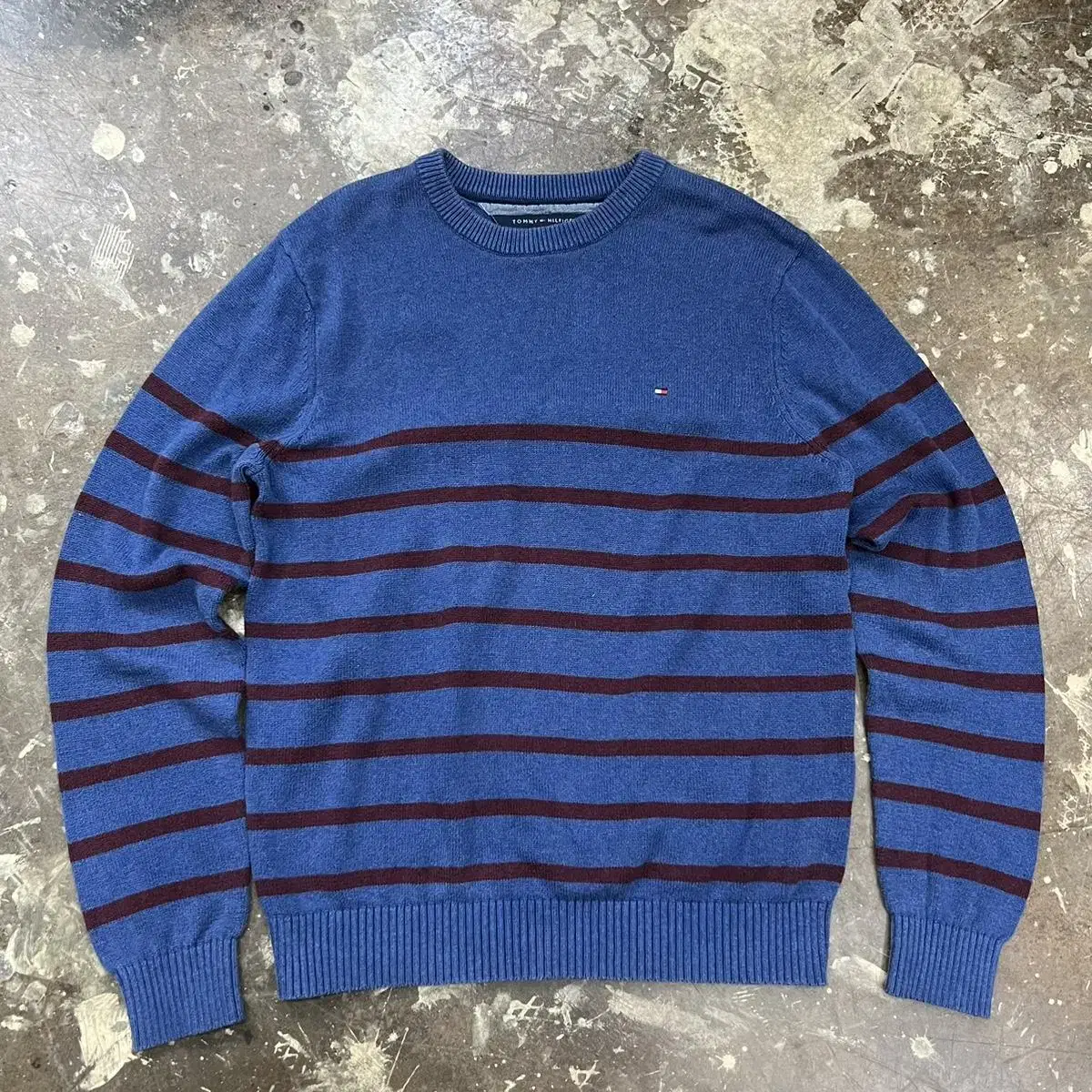 L) Tommy Hilfiger Striped Knit