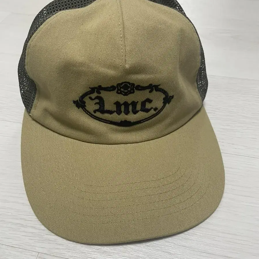 LMC gothic oval mesh 엘엠씨 고틱 매쉬 스우파 바다 모자