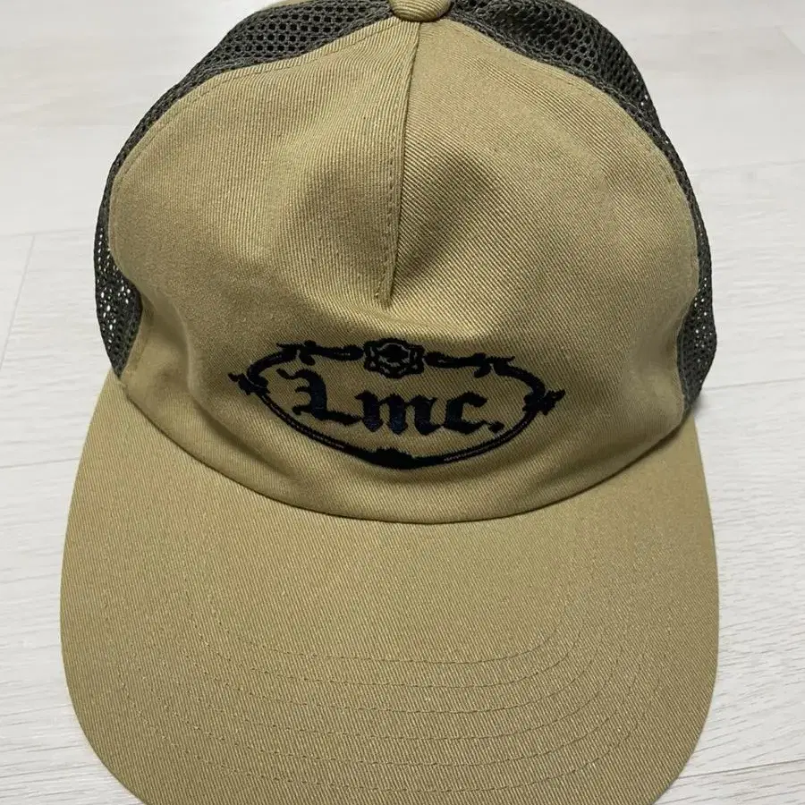 LMC gothic oval mesh 엘엠씨 고틱 매쉬 스우파 바다 모자