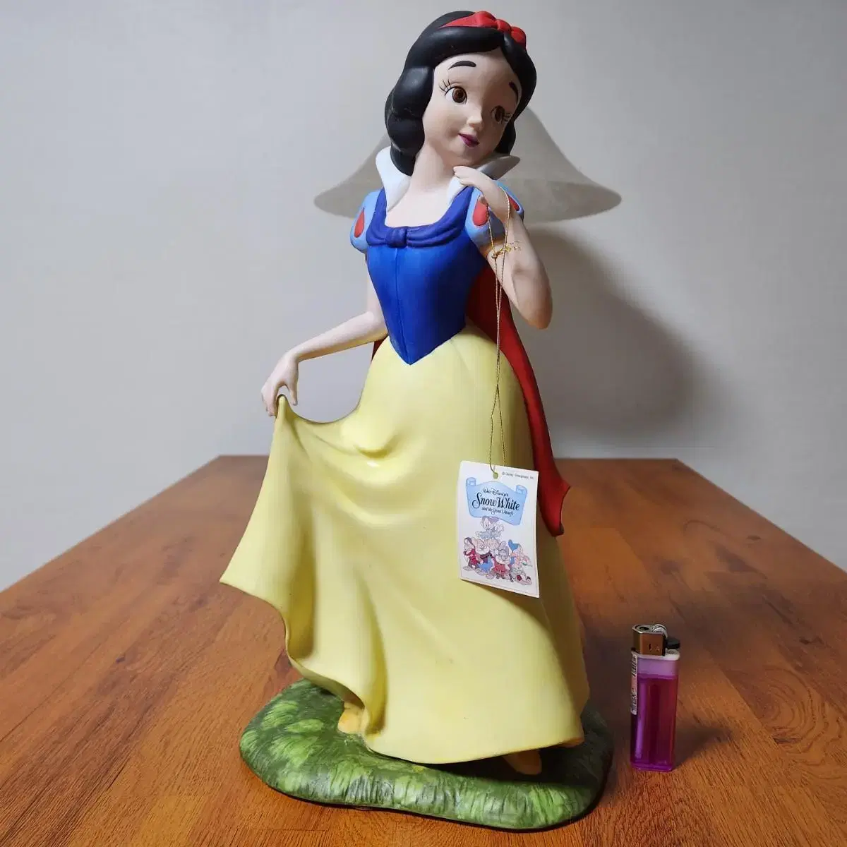 Katokogei Walt Disney Matte Pochelin Handcrafted Snow White Figurine