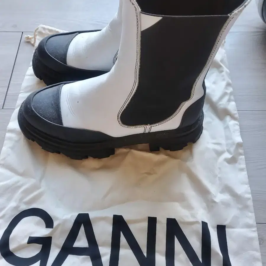 ganni 39부츠