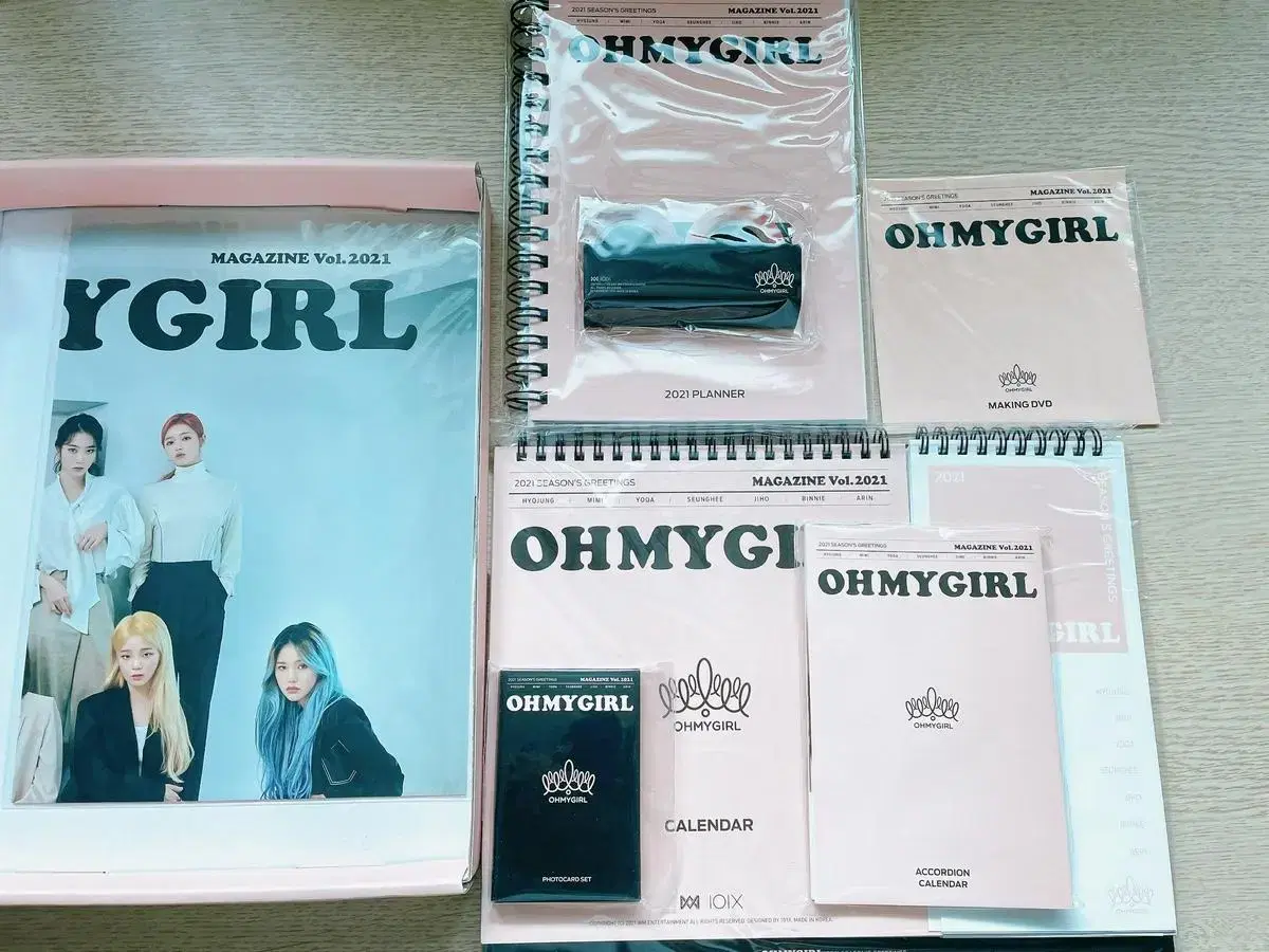 Oh my girl seasons greetings 2021 Full Night